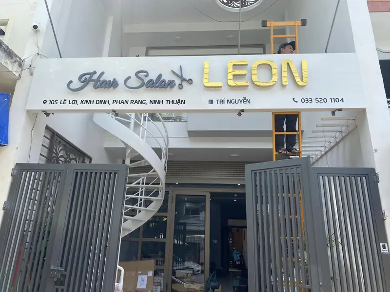 Hair Salon Leon